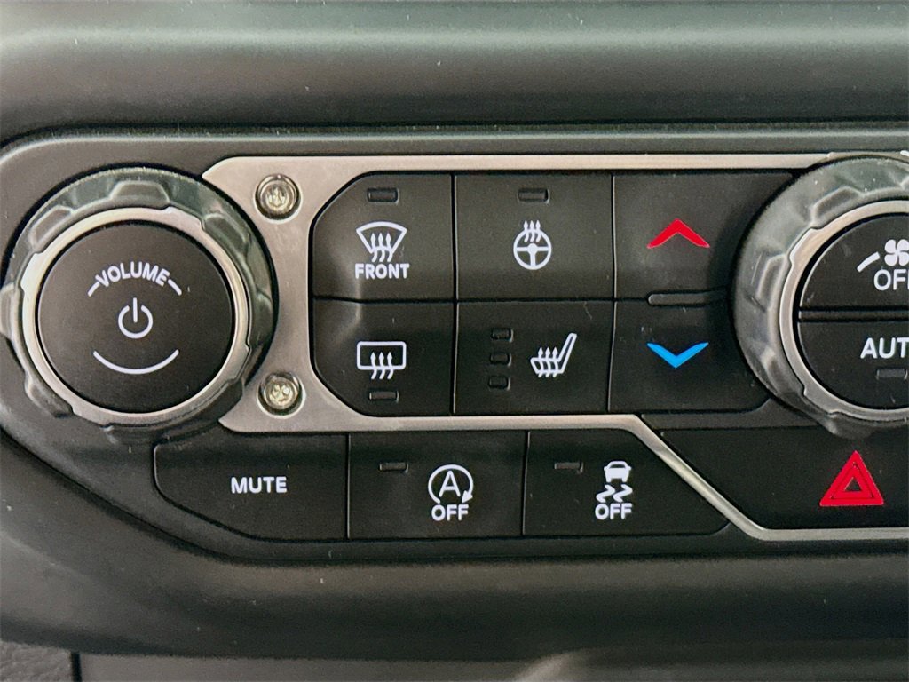 Used 2018 Jeep Wrangler Unlimited Rubicon image 21