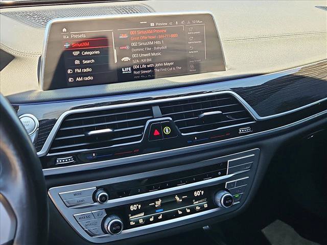 Used 2022 BMW 740i w/ M Sport Package RWD image 22