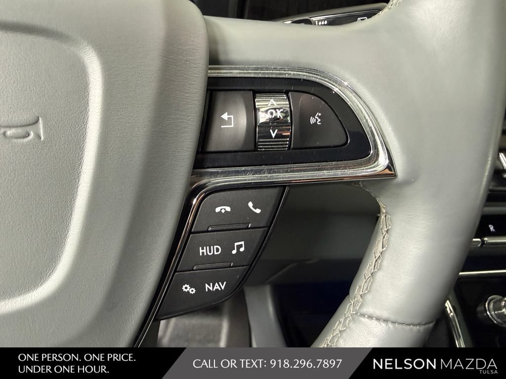Used 2020 Lincoln Navigator Reserve w/ Luxury Package AWD/4WD image 24