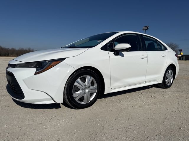 Used 2024 Toyota Corolla LE FWD image 1