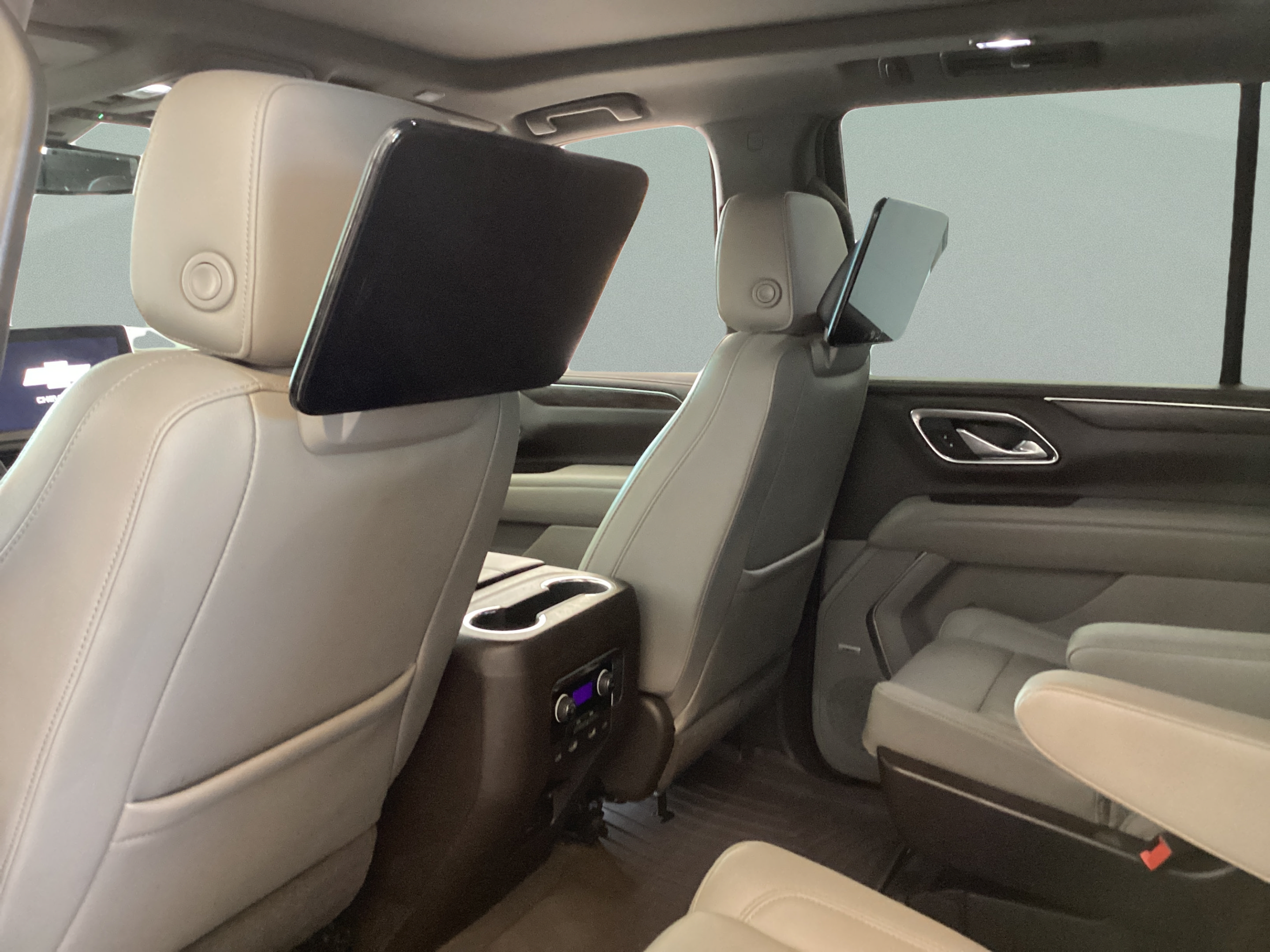 Used 2021 Chevrolet Tahoe LT w/ Rear Media and Nav Package RWD image 25