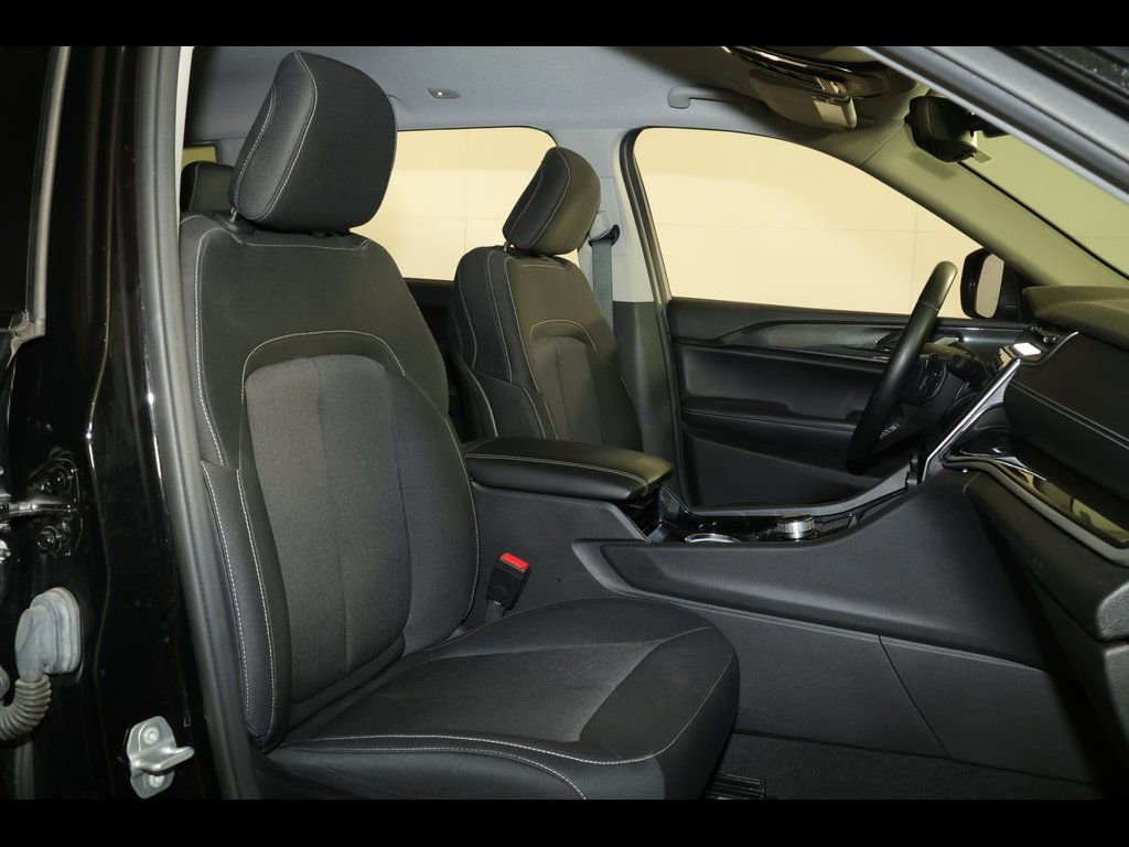 Used 2022 Jeep Grand Cherokee L Laredo w/ Luxury Tech Group I image 29