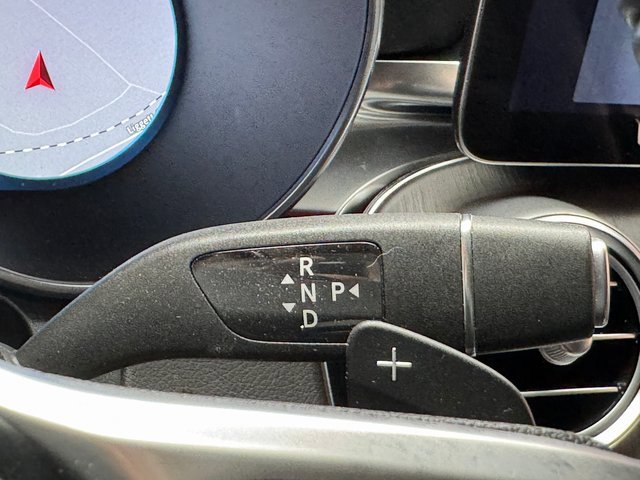 Used 2022 Mercedes-Benz GLC 300 4MATIC w/ Multimedia Package Lite image 22