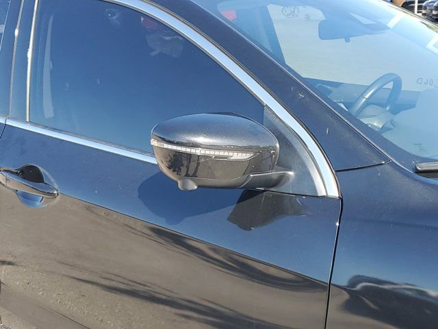 Used 2021 Nissan Rogue Sport SL image 11