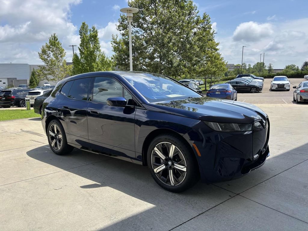 New 2026 BMW iX xDrive45 w/ Premium Package image 1