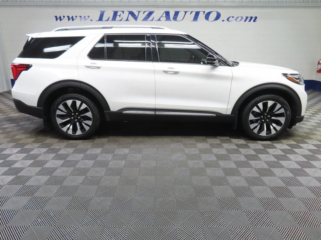 Used 2025 Ford Explorer Platinum w/ LUX Leather Package AWD/4WD video 2