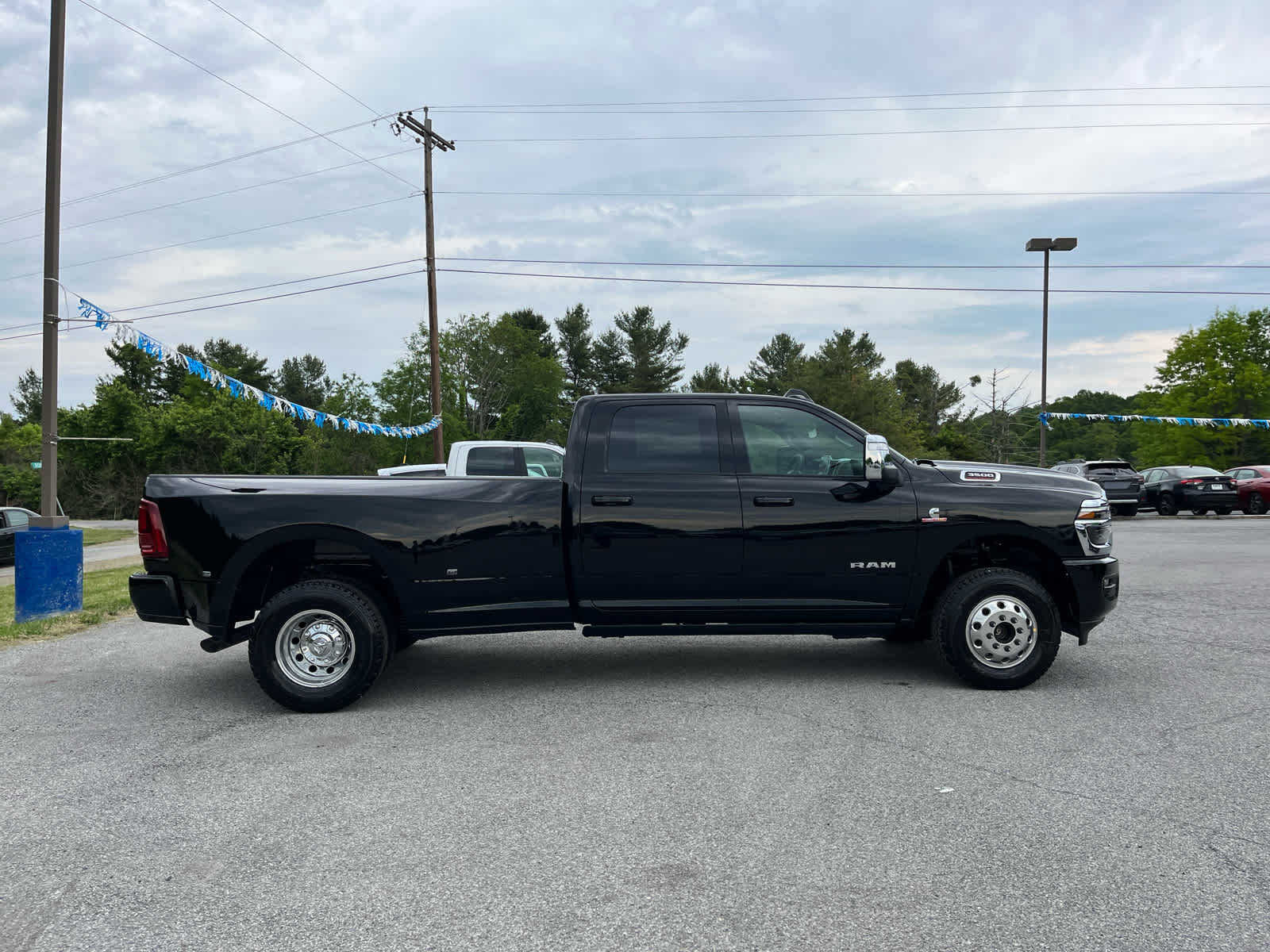 New 2026 RAM 3500 Laramie AWD/4WD image 2