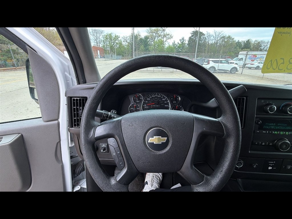 Used 2015 Chevrolet Express 2500 LT w/ LT Preferred Equipment Group RWD image 11
