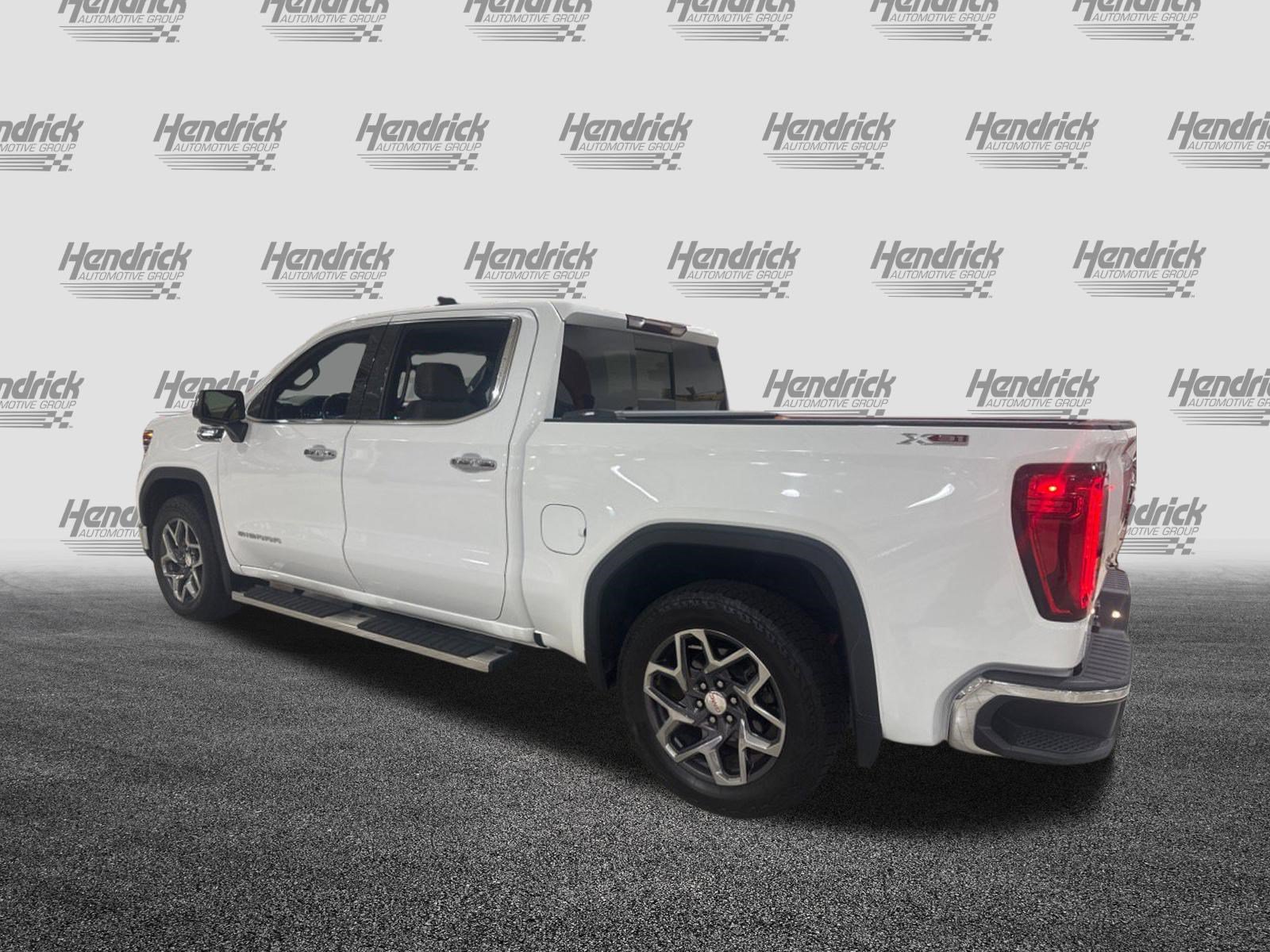 Used 2022 GMC Sierra 1500 SLT w/ SLT Premium Plus Package AWD/4WD image 44