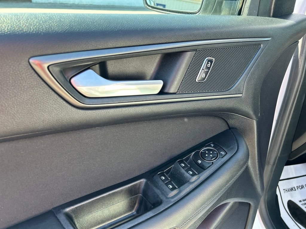 Used 2019 Ford Edge SE AWD/4WD image 30