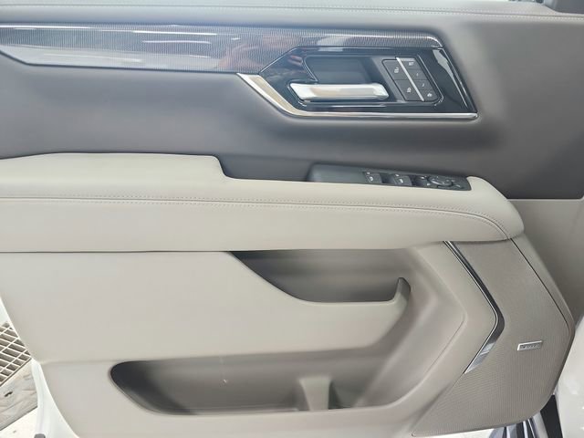 New 2026 GMC Yukon Elevation RWD image 37