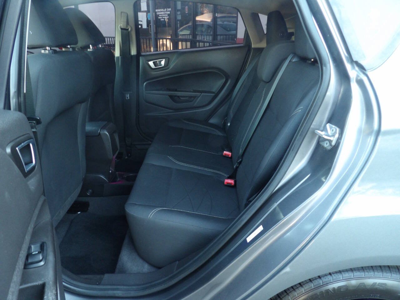 Used 2014 Ford Fiesta SE FWD image 8