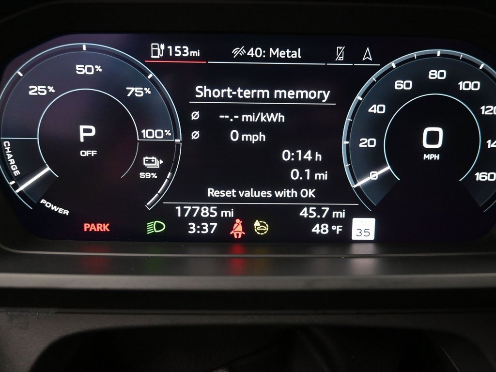 Used 2024 Audi Q4 e-tron Premium Plus w/ Premium Plus image 17