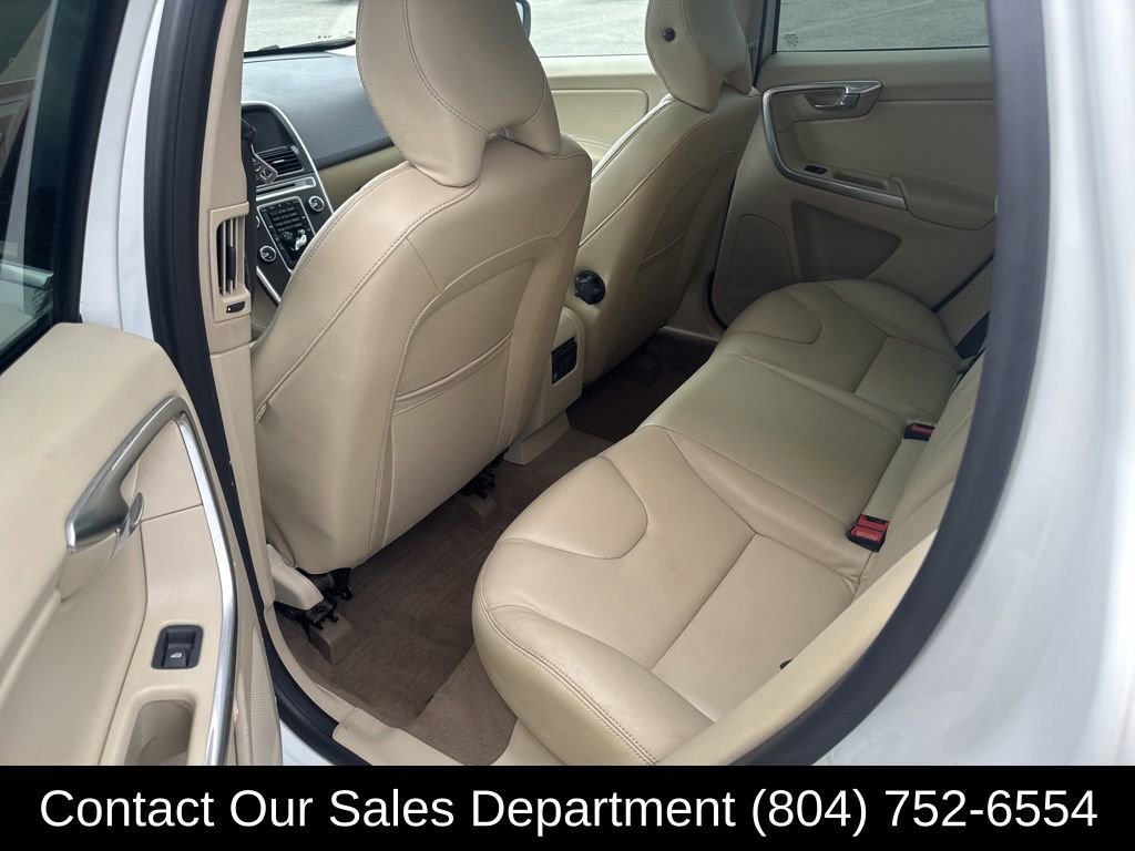 Used 2015 Volvo XC60 T6 image 14