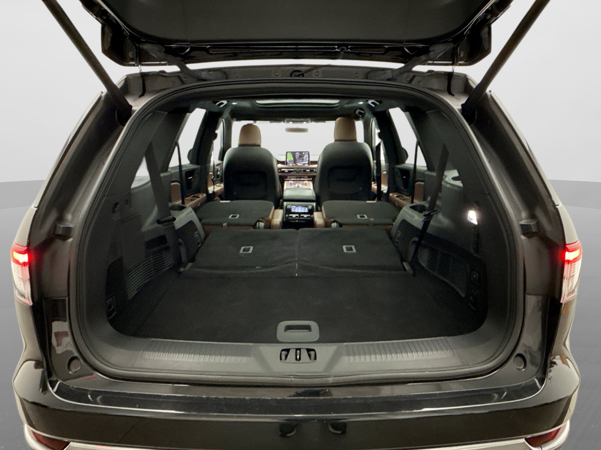 Used 2023 Lincoln Aviator Reserve w/ Equipment Group 201A AWD/4WD image 26