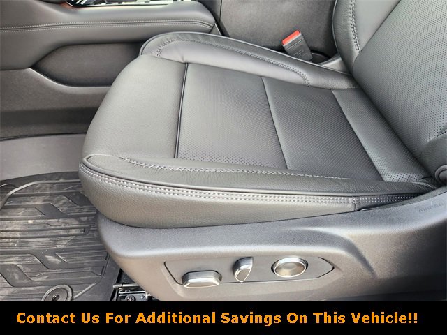 New 2026 GMC Yukon XL Denali w/ Sun & Power Step Package image 18