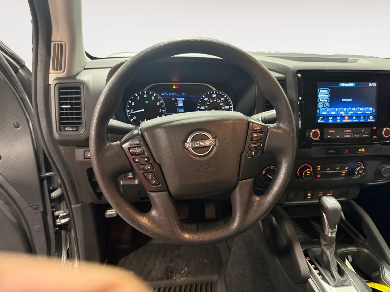Used 2024 Nissan Frontier S w/ Technology Package AWD/4WD image 13
