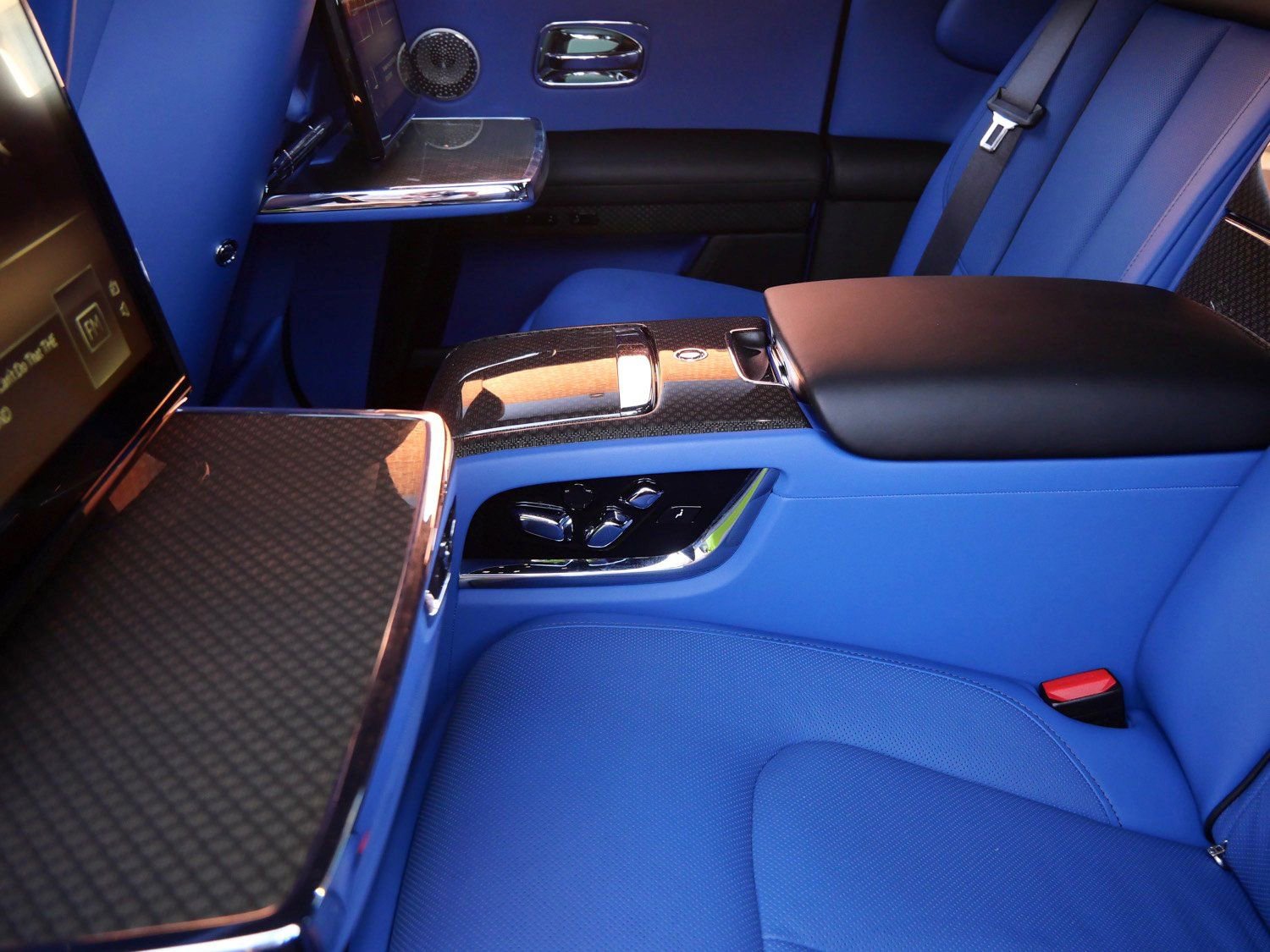 Certified 2023 Rolls-Royce Ghost Black Badge w/ Black Badge Ghost Package image 33