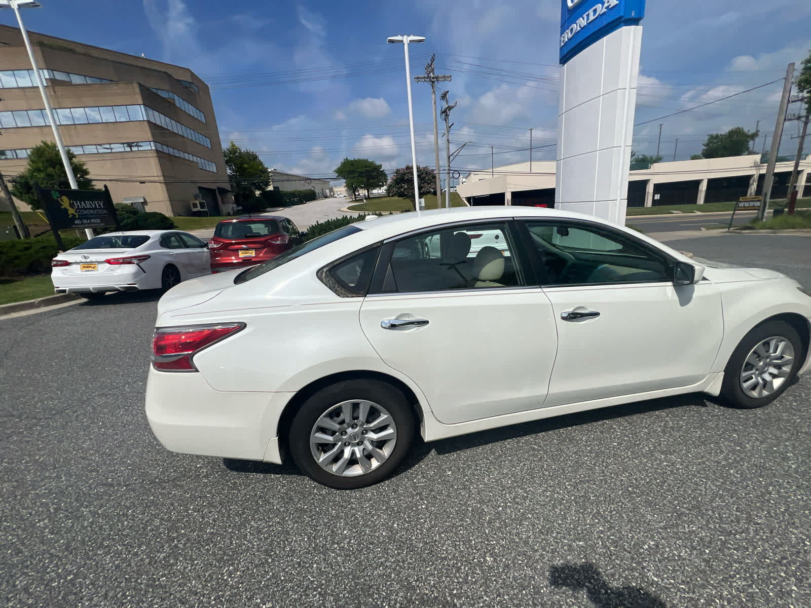 Used 2014 Nissan Altima 2.5 SV FWD image 6