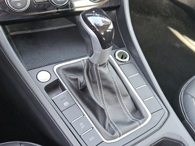 Used 2024 Volkswagen Jetta SE FWD image 17