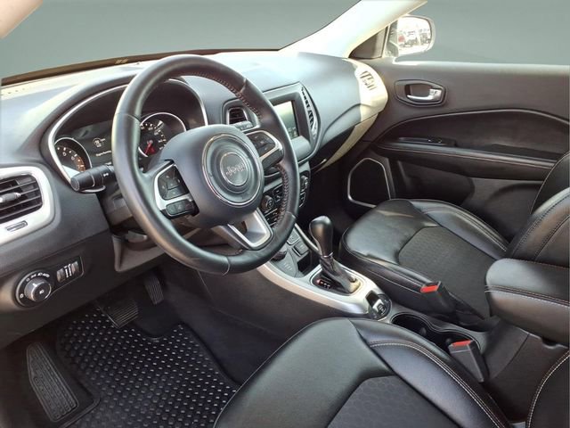 Used 2020 Jeep Compass Latitude w/ Popular Equipment Group AWD/4WD image 11