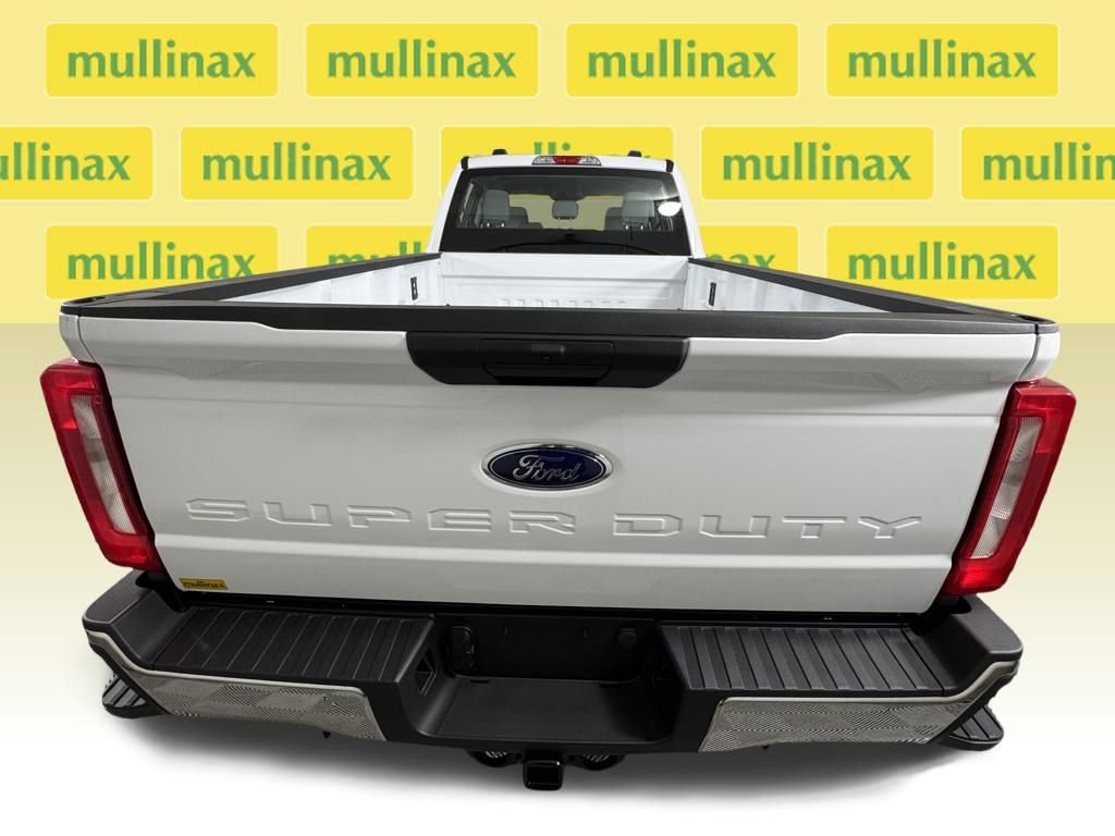 New 2026 Ford F250 XL w/ XL Chrome Package image 19
