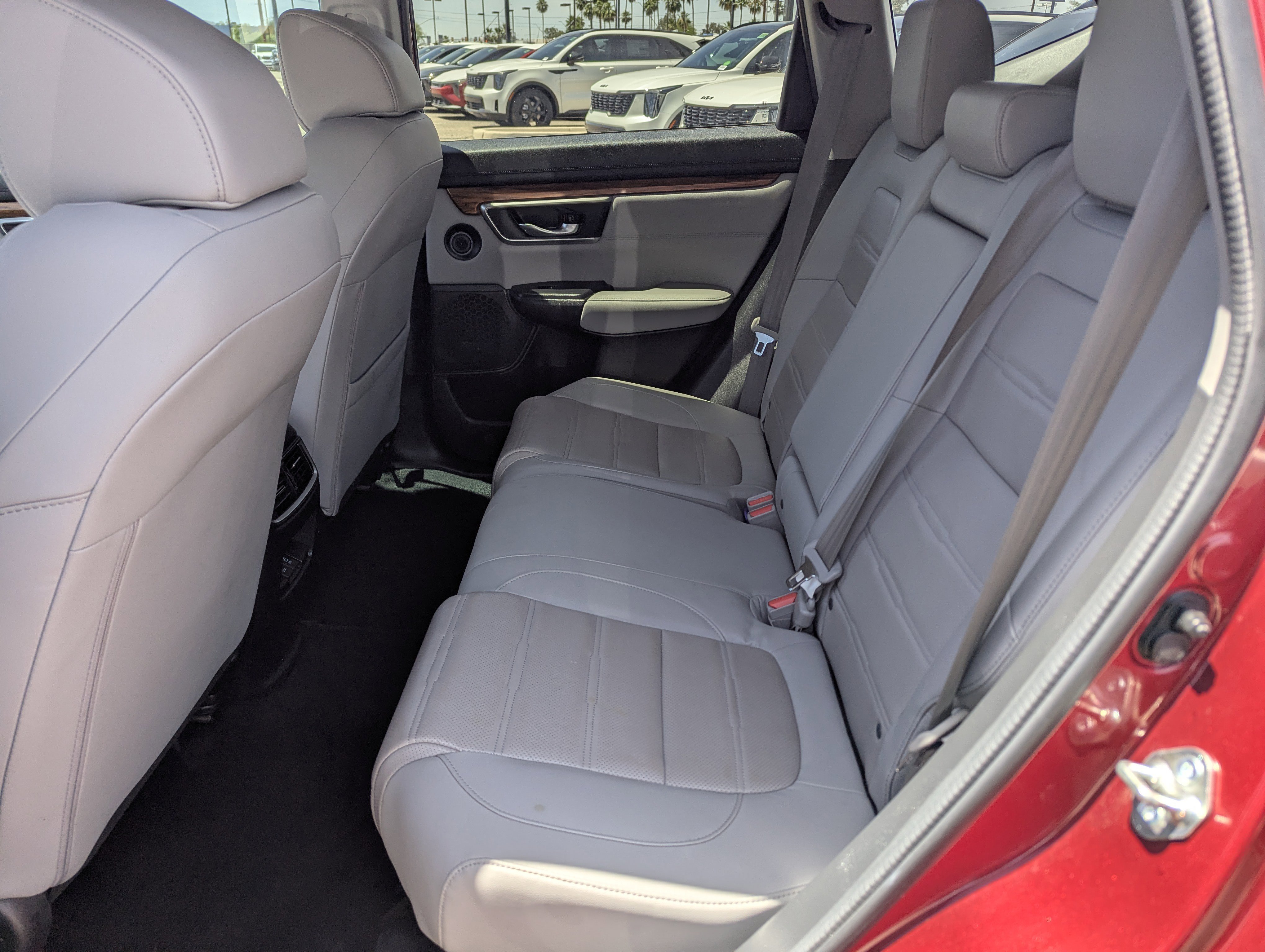 Used 2020 Honda CR-V Touring image 8