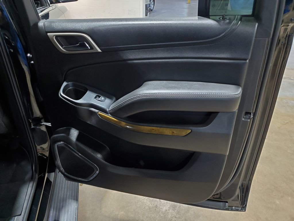 Used 2017 GMC Yukon XL Denali w/ Open Road Package image 26