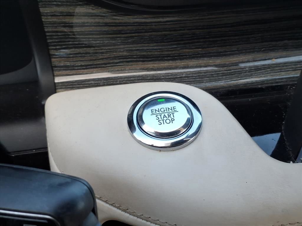 Used 2020 Lincoln Aviator Black Label w/ Dynamic Handling Package AWD/4WD image 32