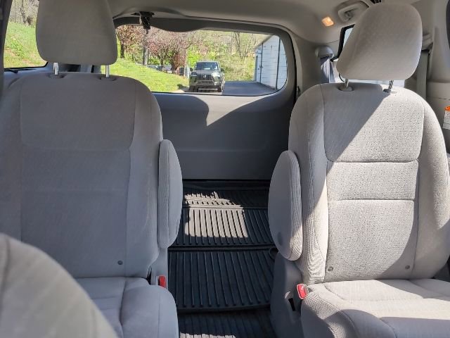 Used 2020 Toyota Sienna LE w/ LE Preferred Package AWD/4WD image 25