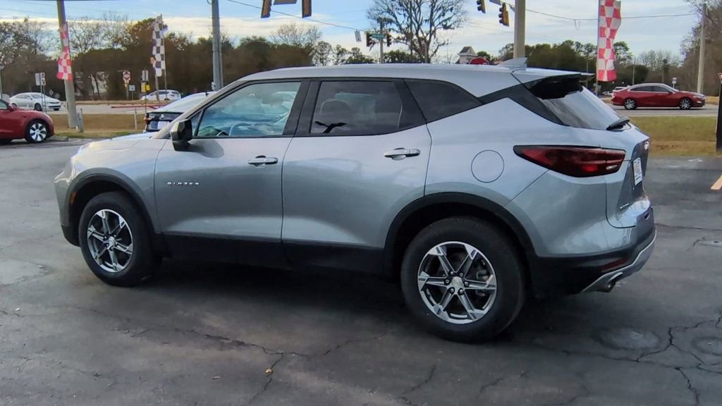 Used 2023 Chevrolet Blazer LT image 6