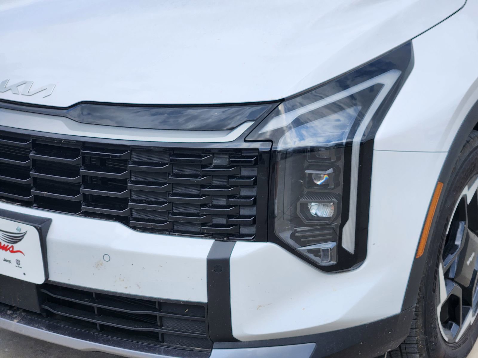 Used 2026 Kia Sportage EX image 9