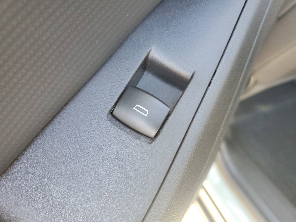 New 2026 Chevrolet Equinox LT w/ Safety and Technology Package image 15