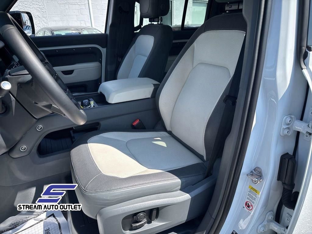Used 2024 Land Rover Defender 110 X-Dynamic SE image 19