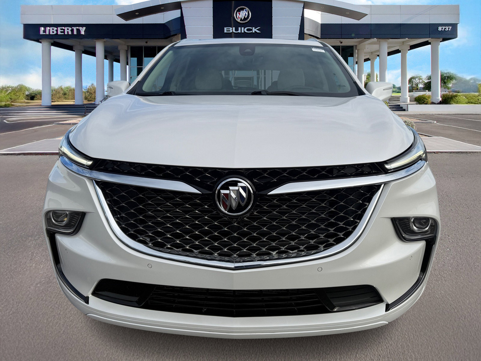 Used 2023 Buick Enclave Avenir w/ Trailering Package, 5000 lbs. FWD image 8