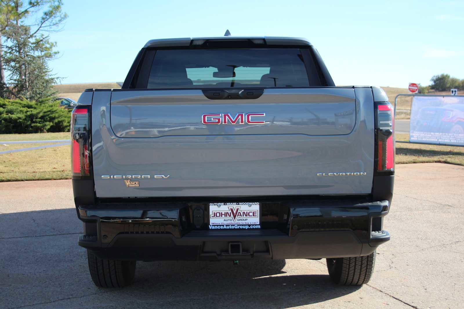New 2026 GMC Sierra EV Elevation AWD/4WD image 8