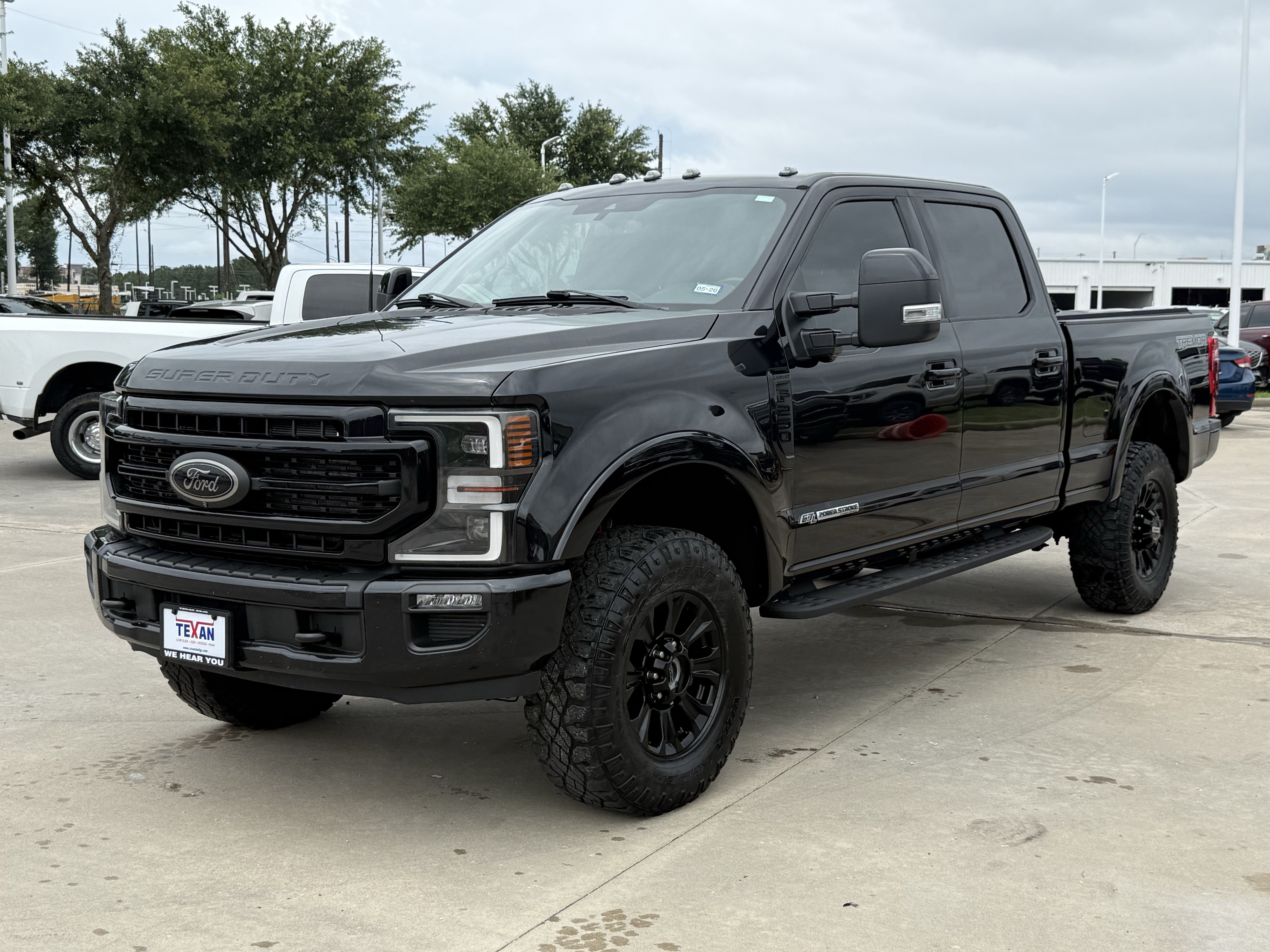 Used 2022 Ford F250 Lariat w/ Tremor Off-Road Package AWD/4WD image 9