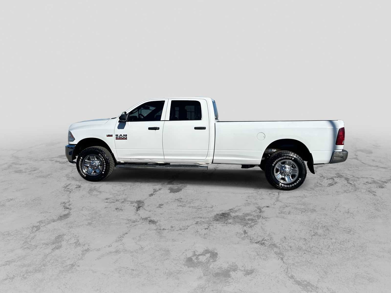 Used 2016 RAM 2500 Tradesman w/ Chrome Appearance Group image 5