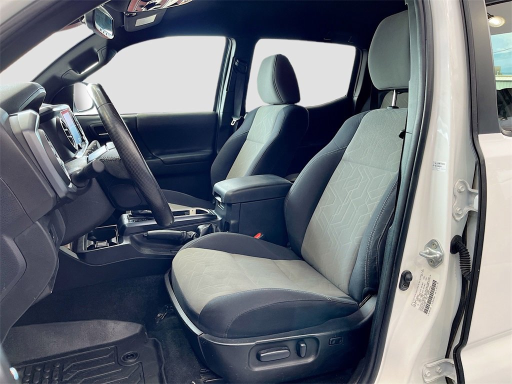 Used 2023 Toyota Tacoma TRD Off-Road image 20