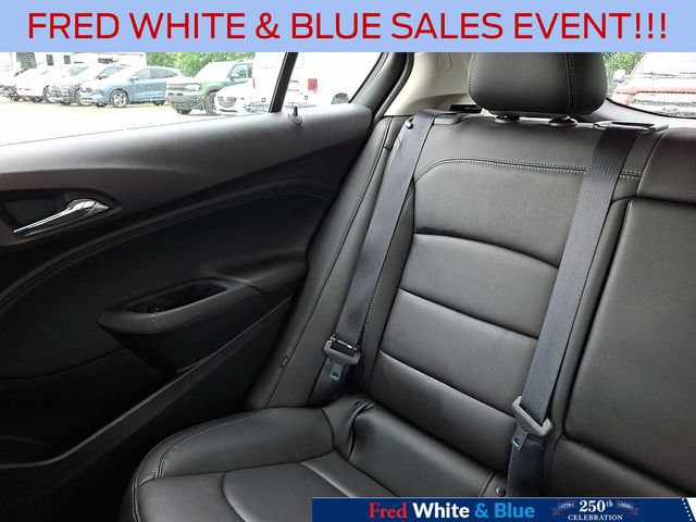 Used 2018 Chevrolet Cruze Premier FWD image 18