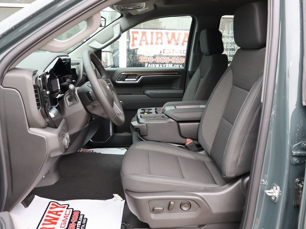 New 2026 Chevrolet Silverado 1500 LT image 14