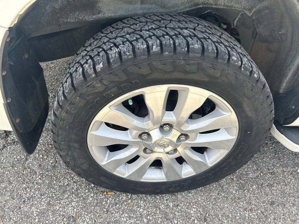 Used 2016 Toyota Sequoia Platinum AWD/4WD image 20