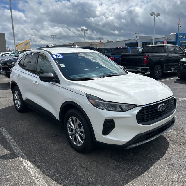 Used 2023 Ford Escape Active AWD/4WD image 7