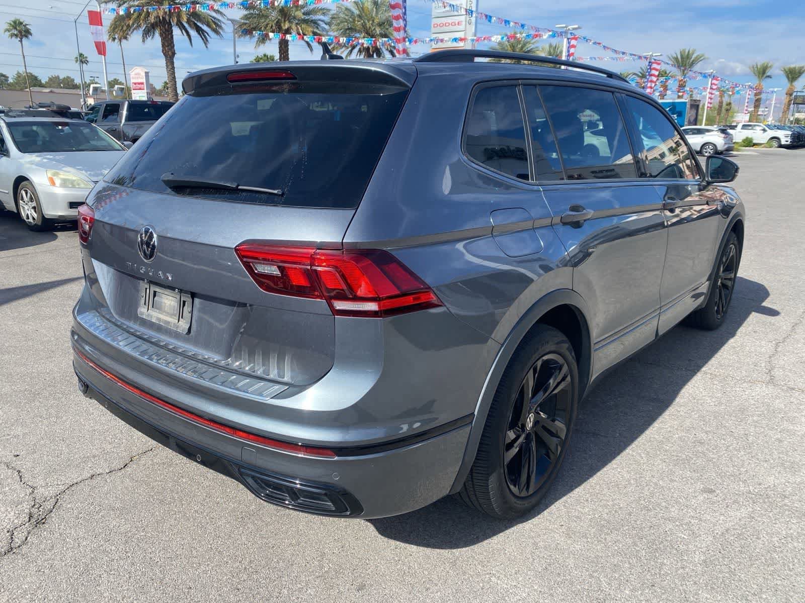 Used 2023 Volkswagen Tiguan SE R-Line FWD image 6