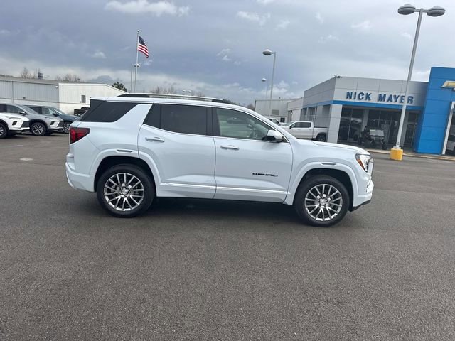 New 2026 GMC Terrain Denali w/ LPO, Black Badging Package image 3