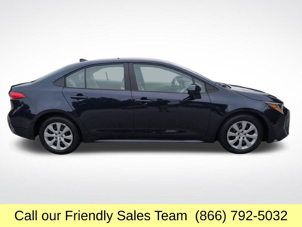 Certified 2025 Toyota Corolla LE FWD image 7