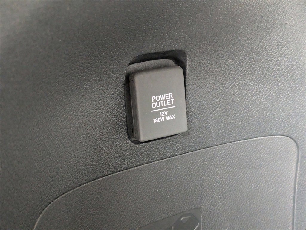 Used 2022 Honda Pilot Sport image 14