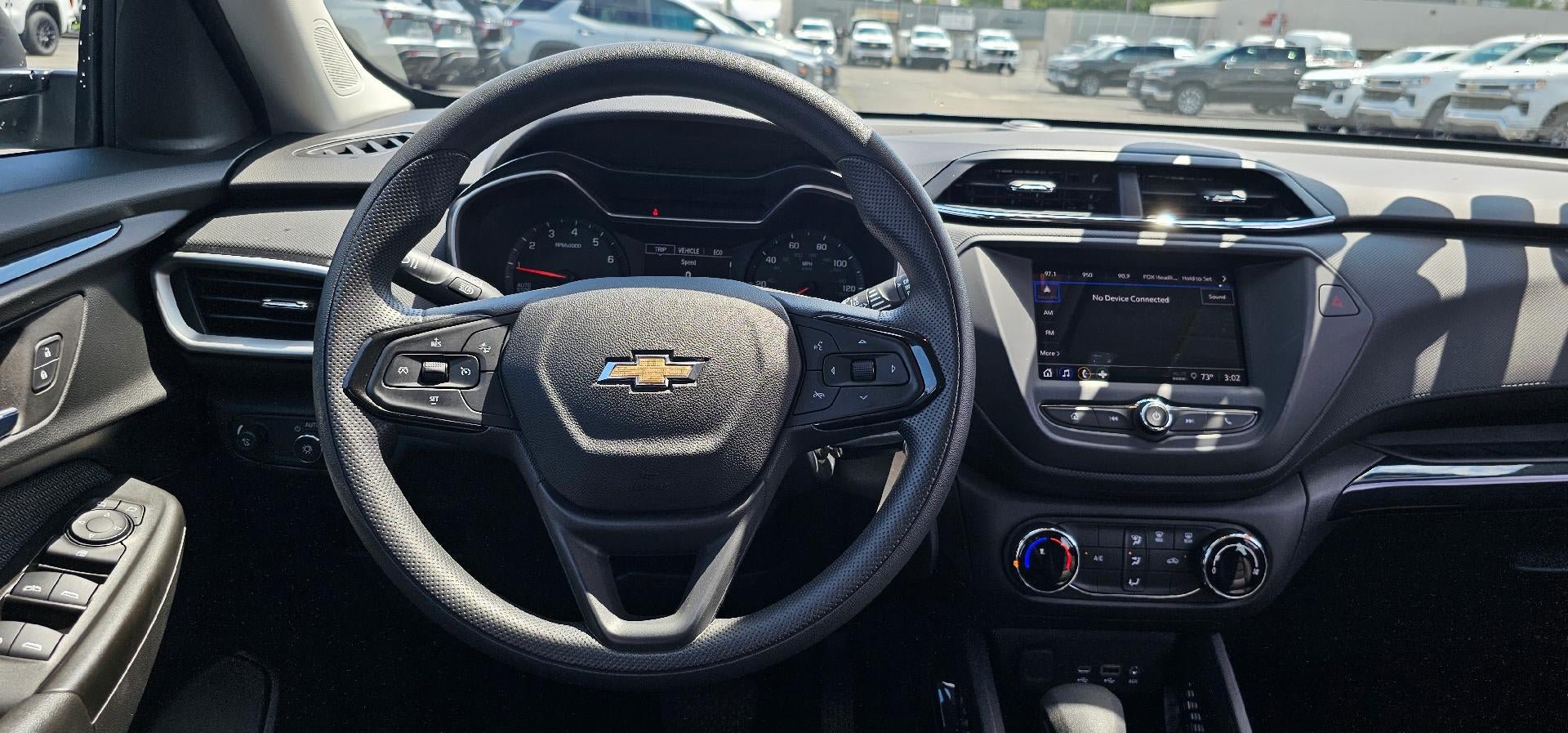 Used 2023 Chevrolet TrailBlazer LS FWD image 13