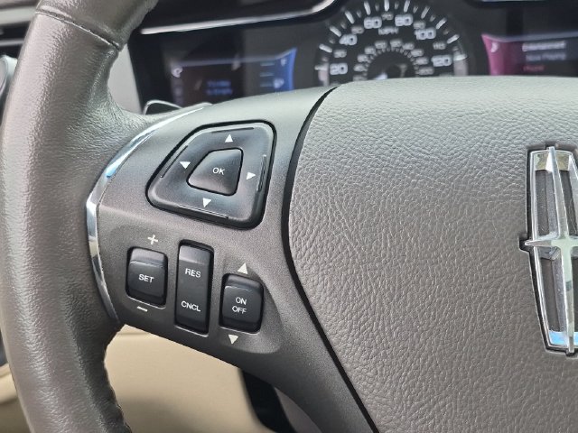 Used 2013 Lincoln MKS FWD image 14