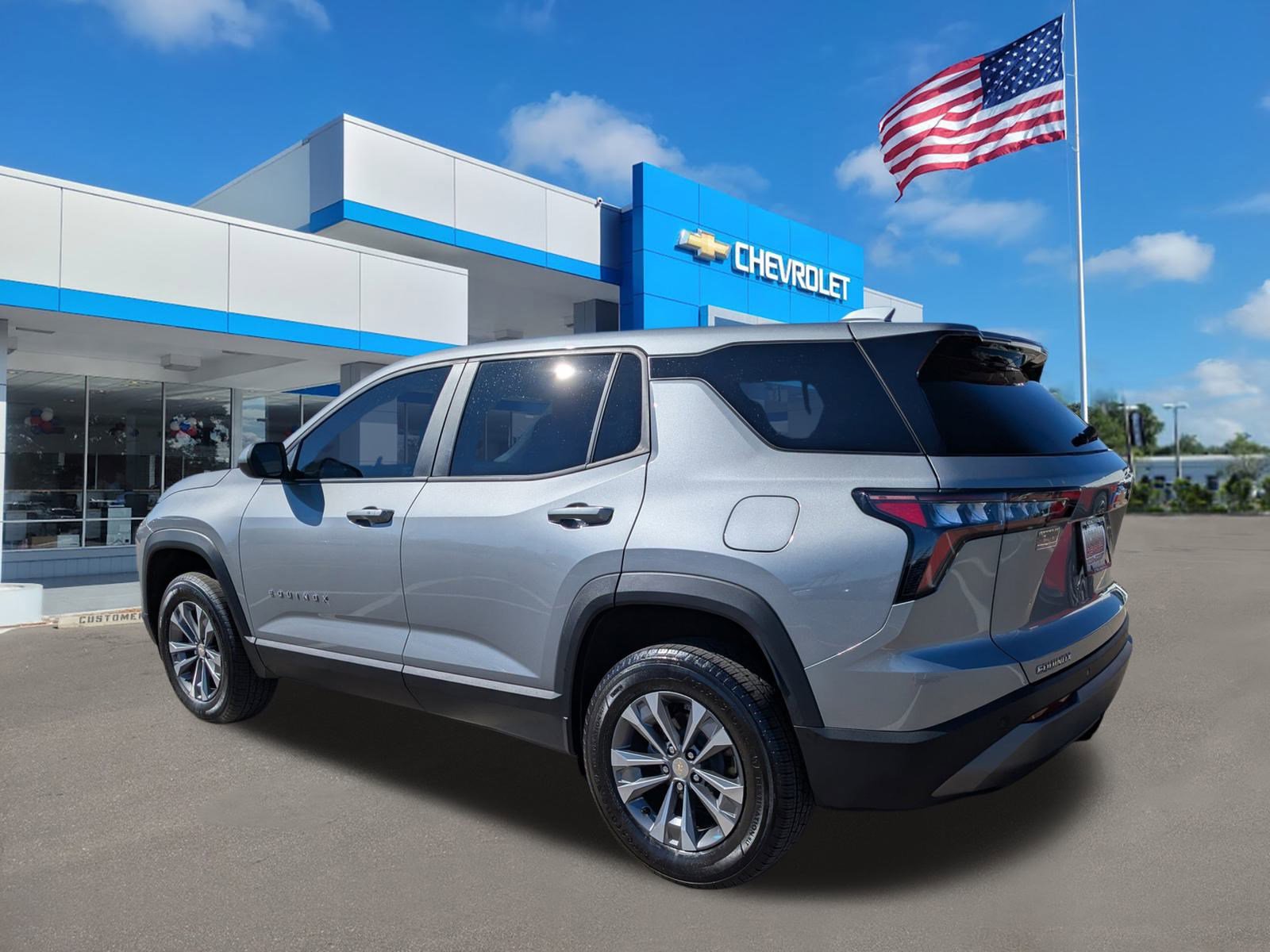 Used 2026 Chevrolet Equinox LT image 6